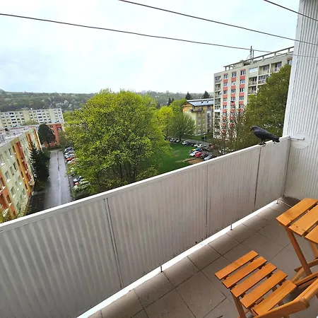 Golden Apartment *